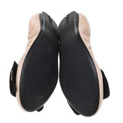 Pre Owned Prada Beige/Black Leather And Fabric Bow Scrunch Ballet Flats Size 37.5