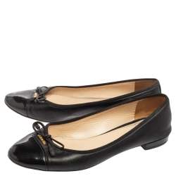 Pre Owned Prada Black Leather And Patent Cap Toe Bow Ballet Flats Size 38