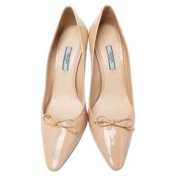 Pre Owned Prada Beige Patent Leather Bow Pointed Toe Pumps Size 40
