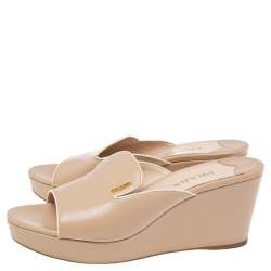 Pre Owned Prada Beige Saffiano Patent Leather Wedge Slide Sandals Size 41