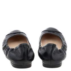 Pre Owned Prada Black Leather Scrunch Ballet Flats Size 36