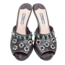 Pre Owned Prada Grey Satin Crystal Embellished Slide Sandals Size 38.5