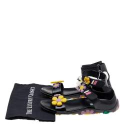 Pre Owned Prada Black Patent Leather Flower Applique Flat Sandals Size 39.5