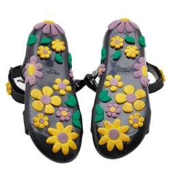 Pre Owned Prada Black Patent Leather Flower Applique Flat Sandals Size 39.5