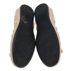 Pre Owned Prada Beige Patent Leather Bow Scrunch Ballet Flats Size 38