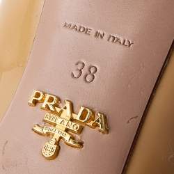Pre Owned Prada Beige Patent Leather Block Heel Pumps Size 38