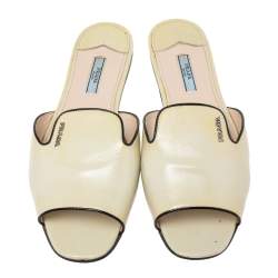Pre Owned Prada Cream Patent Leather Flat Sandals Size 40.5