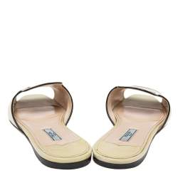 Pre Owned Prada Cream Patent Leather Flat Sandals Size 40.5