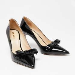 Pre Owned Prada Black Patent Leather Bow Pointed Toe Pumps Size 39