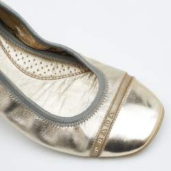 Pre Owned Prada Gold Leather Scrunch Ballet Flats Size 38