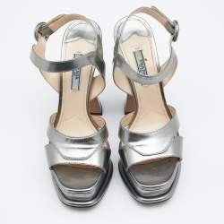 Pre Owned Prada Grey Patent Leather Platform Ankle Strap Sandals Size 38