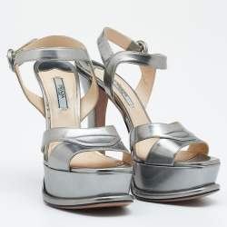 Pre Owned Prada Grey Patent Leather Platform Ankle Strap Sandals Size 38