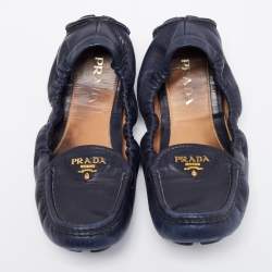 Pre Owned Prada Navy Blue Leather Scrunch Loafers Size 37.5