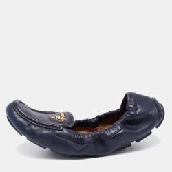 Pre Owned Prada Navy Blue Leather Scrunch Loafers Size 37.5