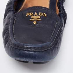 Pre Owned Prada Navy Blue Leather Scrunch Loafers Size 37.5