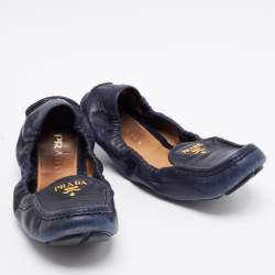 Pre Owned Prada Navy Blue Leather Scrunch Loafers Size 37.5