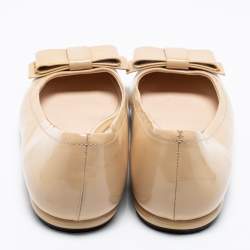 Pre Owned Prada Beige Patent Leather Bow Ballet Flats Size 39