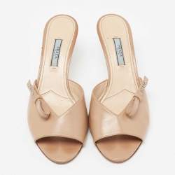 Pre Owned Prada Beige Saffiano Patent Leather Bow Detail Slide Sandals Size 39