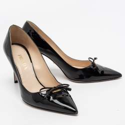 Pre Owned Prada Black Patent Leather Bow Pointed Toe Pumps Size 38.5