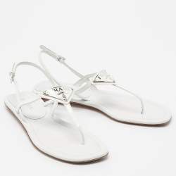 Pre Owned Prada White Patent Leather Logo Thong Flats Size 39
