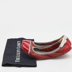 Pre Owned Prada Red Patent Leather and Leather Scrunch Ballet Flats Size 38.5
