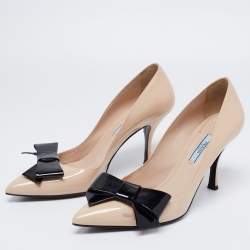 Pre Owned Prada Beige/Black Patent Leather Bow Pointed Toe Pumps Size 39