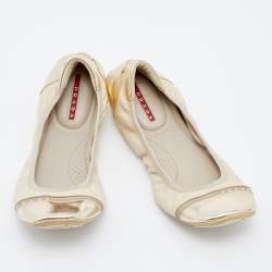 Pre Owned Prada Cream/Gold Leather Scrunch Ballet Flats Size 38.5