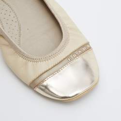 Pre Owned Prada Cream/Gold Leather Scrunch Ballet Flats Size 38.5