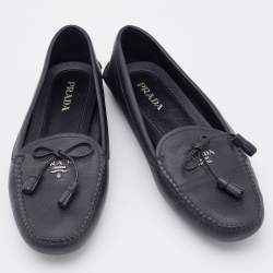 Pre Owned Prada Black Patent Leather Bow Slip On Loafers Size 39.5