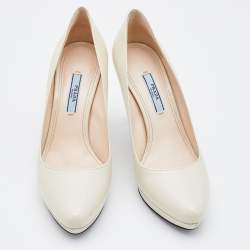 Pre Owned Prada Off-White Saffiano Patent Leather Pumps Size 37
