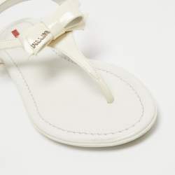 Pre Owned Prada White Patent Leather Logo Thong Flat Sandals Size 39