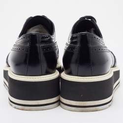 مملوكة مسبقًا Prada Black Brogue Leather Platform Derby Sneakers Size 40