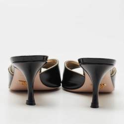 Pre Owned Prada Black Patent Leather Slide Sandals Size 38