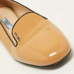 Pre Owned Prada Beige Patent Leather Smoking Slippers Size 38.5
