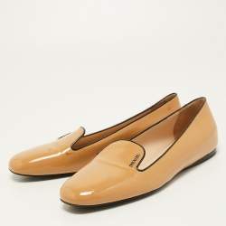 Pre Owned Prada Beige Patent Leather Smoking Slippers Size 38.5