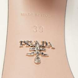 مملوكة مسبقًا Prada White Patent Leather Slingback Pumps Size 39