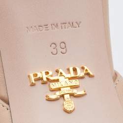 Pre Owned حذاء كعب عالي برادا مزين فيونكة فتحة كعب جلد سافيانو لامع بيج مقاس 36.5