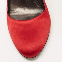 Pre Owned Prada Red Satin Round Toe Pumps Size 37