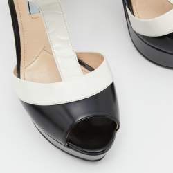 Prada Black/White Leather Open Toe T-Strap Platform Sandals Size 38