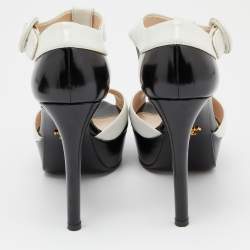 Prada Black/White Leather Open Toe T-Strap Platform Sandals Size 38