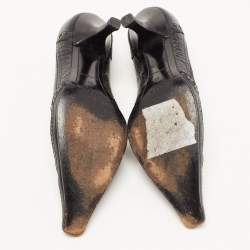 Pre Owned Prada Black Brogue Leather Bow Pointed Toe Pumps Size 36