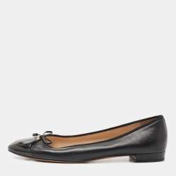 Pre Owned Prada Black Leather and Patent Cap Toe Bow Ballet Flats Size 42