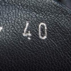 مملوكة مسبقًا Prada Black Leather Logo Loafers Size 40