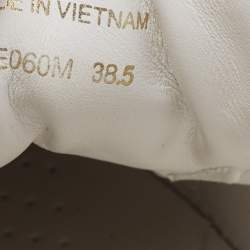 مملوكة مسبقًا Prada White Leather Low Top Sneakers Size 38.5