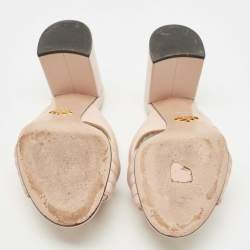 مملوكة مسبقًا Prada Beige Leather Crisscross Slide Sandals Size 38