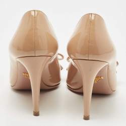 Pre Owned حذاء كعب عالي برادا جلد بيج لامع بفيونكة مقاس 37