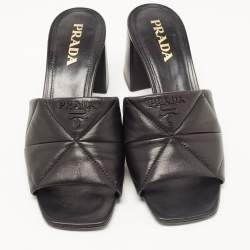 مملوكة مسبقًا Prada Black Quilted Leather Slide Sandals Size 39