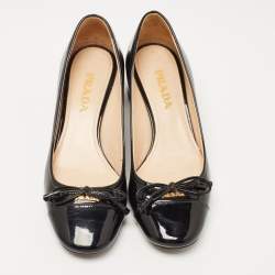 Pre Owned Prada Black Patent Leather Block Heel Pumps Size 35