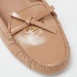 Pre Owned Prada Beige  Patent Leather Slip On Loafers Size 39.5