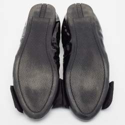 مملوكة مسبقًا Prada Black Patent Leather Scrunch Ballet Flats Size 37